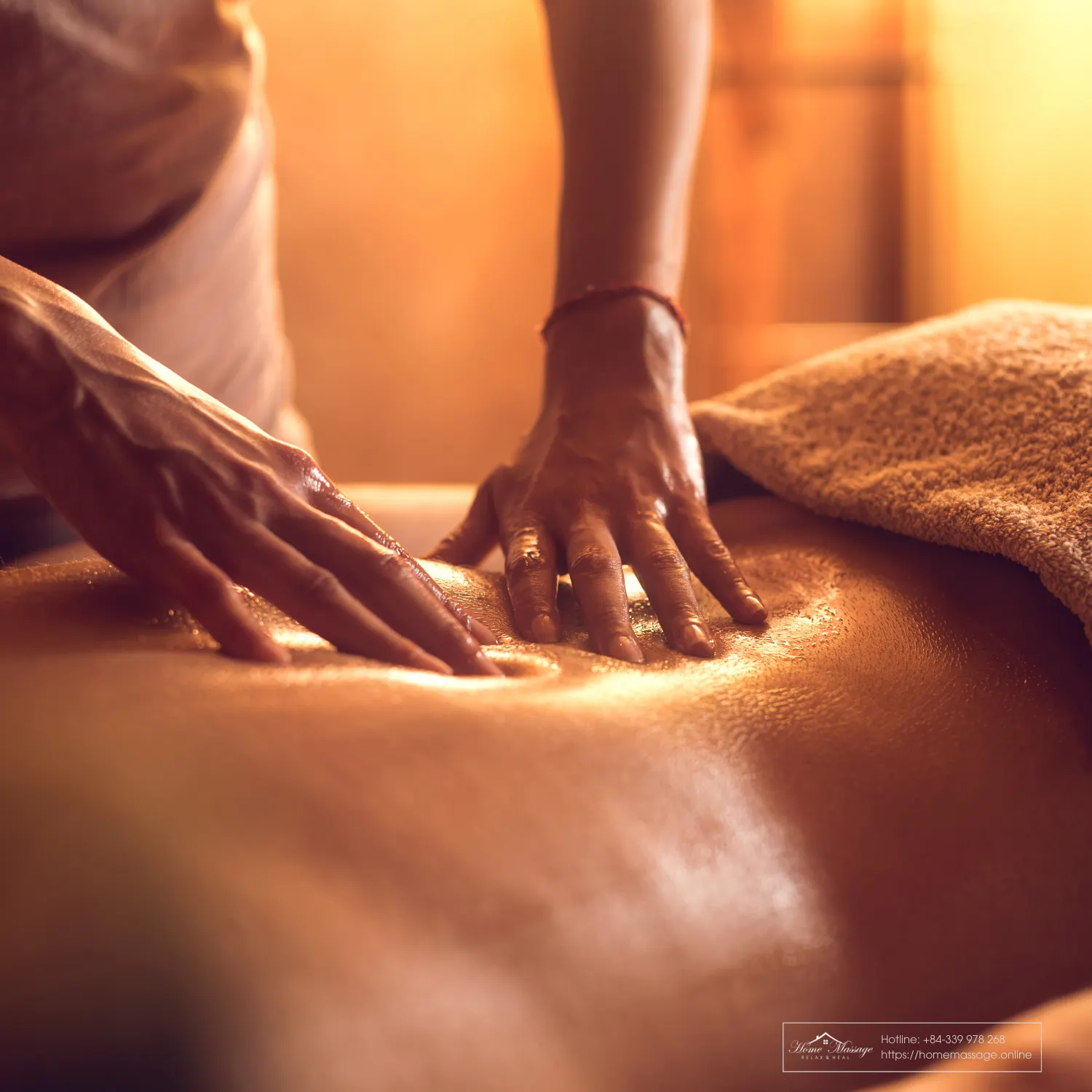 Ancient Vietnam Aroma Massage - Four Hands Reclaim Your Vitality